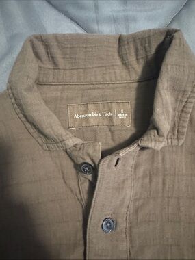 Abercrombie & Fitch Olive Green Casual Button Shirt